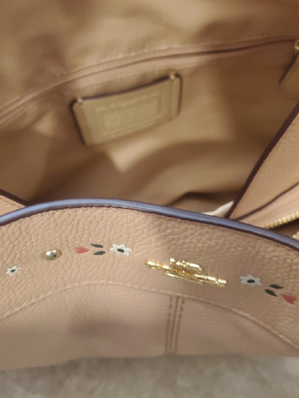 Coach Pebbled Leather Shoulder Bag Purse in Blush/Nude - Picture 9 of 16